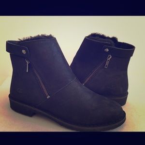 UGG Australia Leather UGGpure Lined Bootie